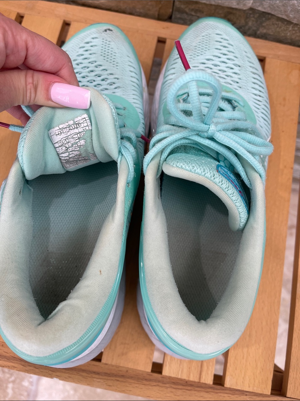 🇨🇦 ASICS Women's Gel-Kayano 25 Sneaker - Picture 7 of 9